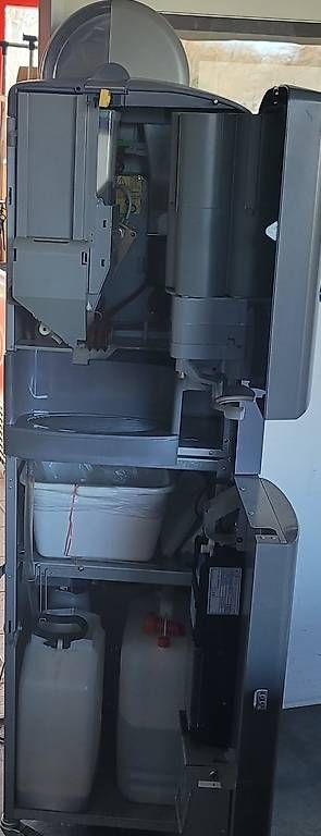 Macchine per caffè & Macchine per espresso: Kaffeautomat für Events oder Fix – Usato da Sursee venduto da Gornrgrat 1