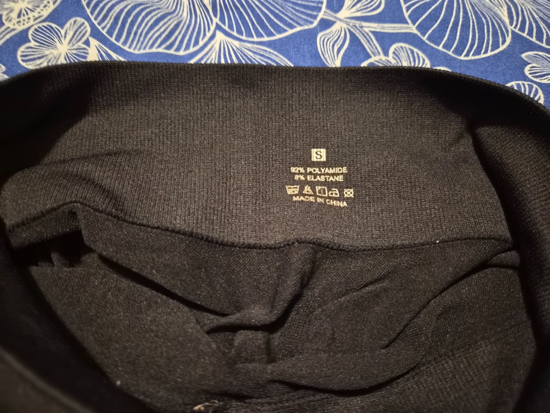 Leggings: GYM SHORTS GR S – Nuovo (secondo la descrizione) da Dietikon venduto da Eleda 2