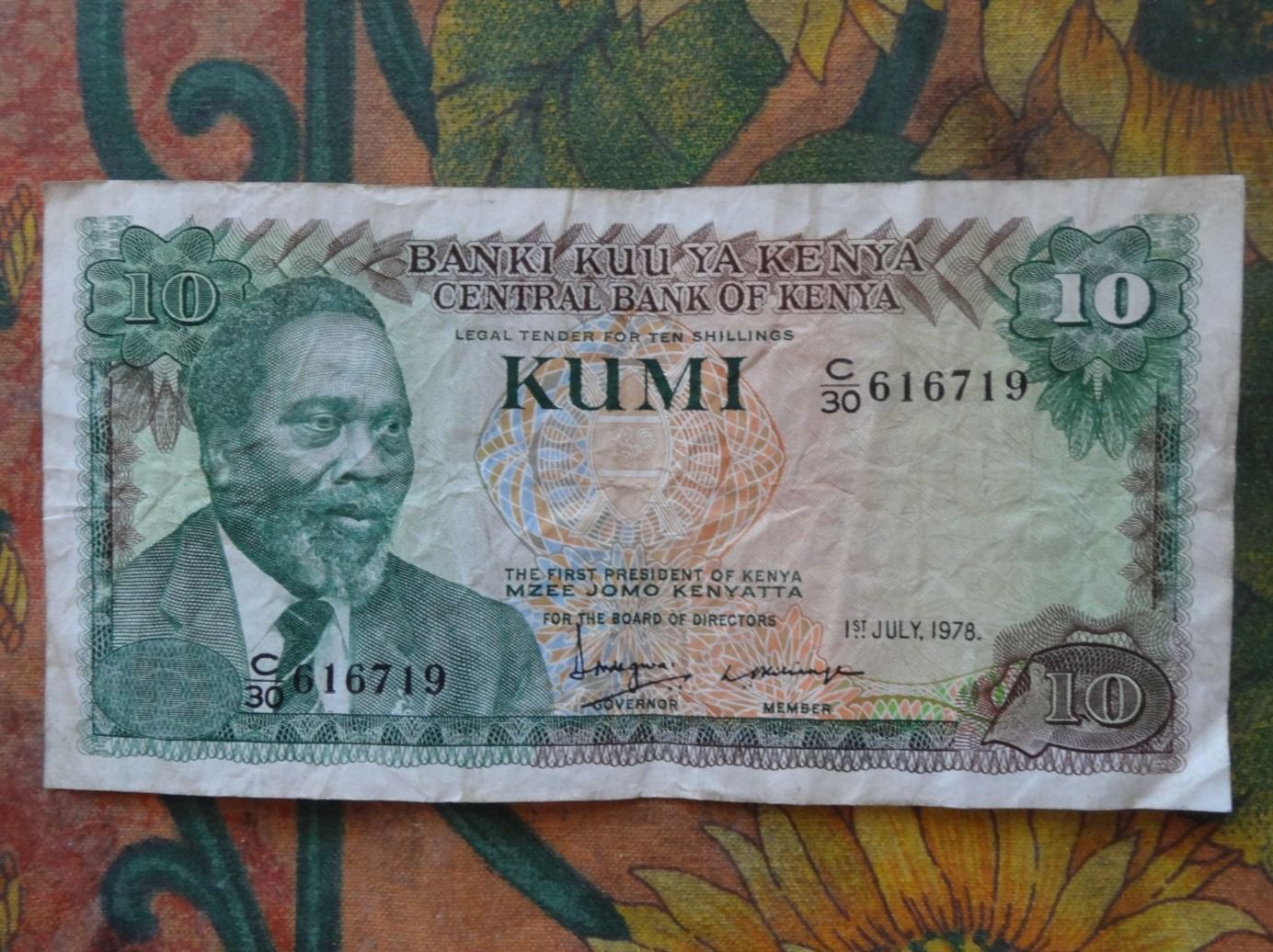 Banconote: KENYA  10  Shillings  Billet – Usato da Romanel-sur-Lausanne venduto da Swift13