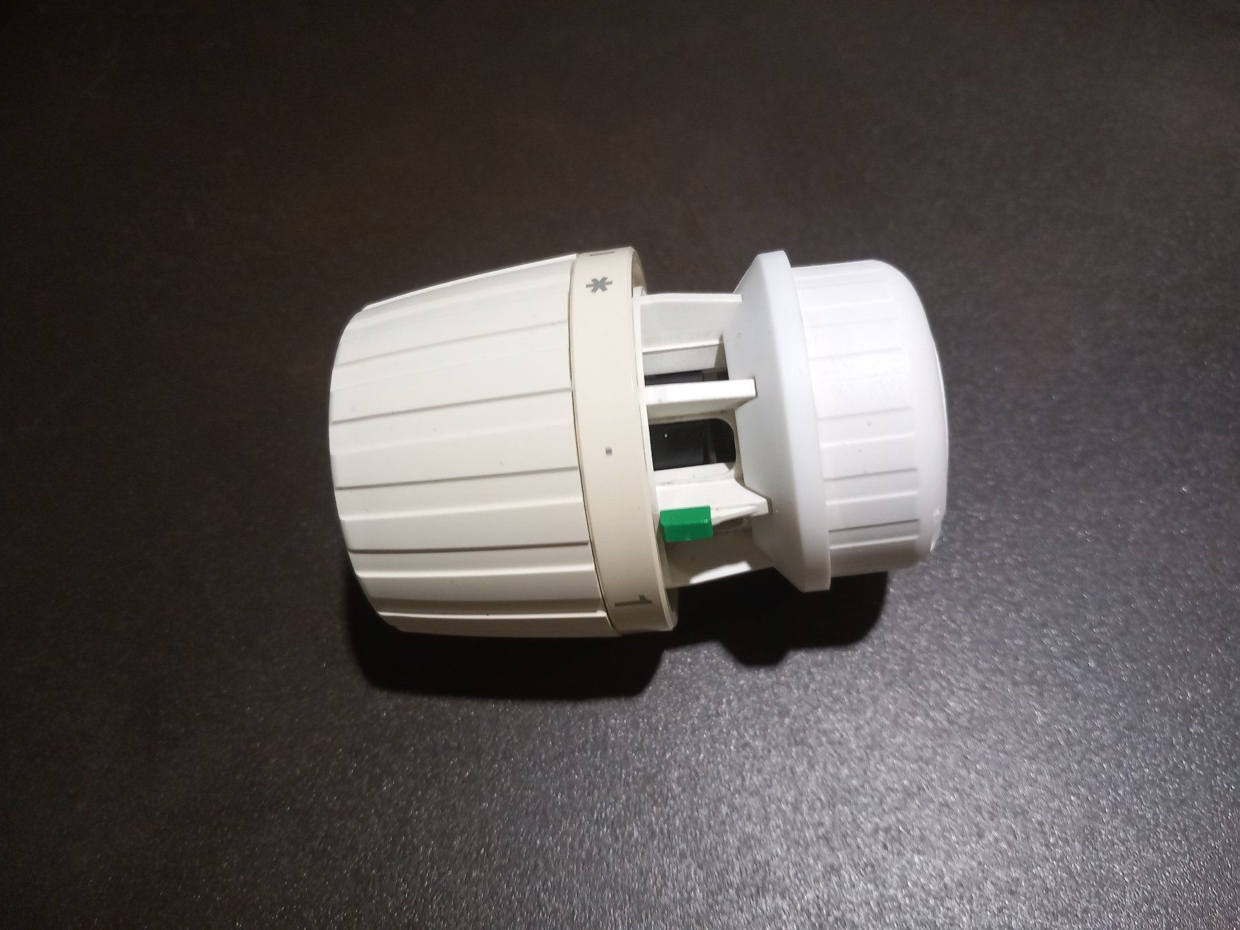 Radiatori: Tête thermostatique Danfoss – Usato da Sion venduto da bigornes 1