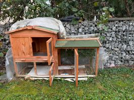 Kleintierstall aus Holz 141x77x52 cm sehr guter Zustand
