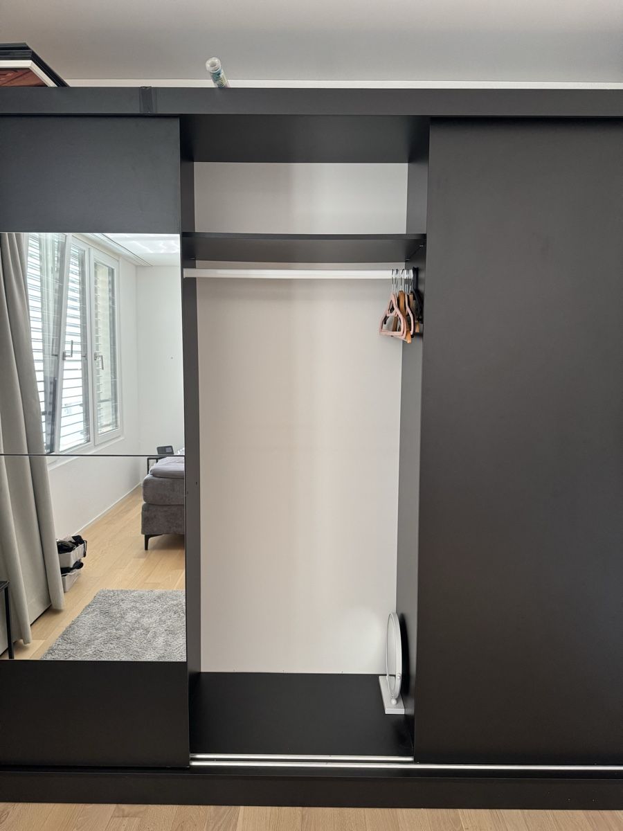 Armoires: Kleiderschrank – D'occasion à Romanshorn par muh_9rhg 3