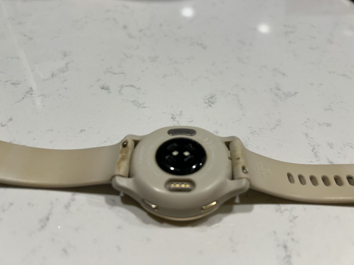 Garmin Smartwatch: Garmin Venu 2S  – Gebraucht aus Riehen von  1