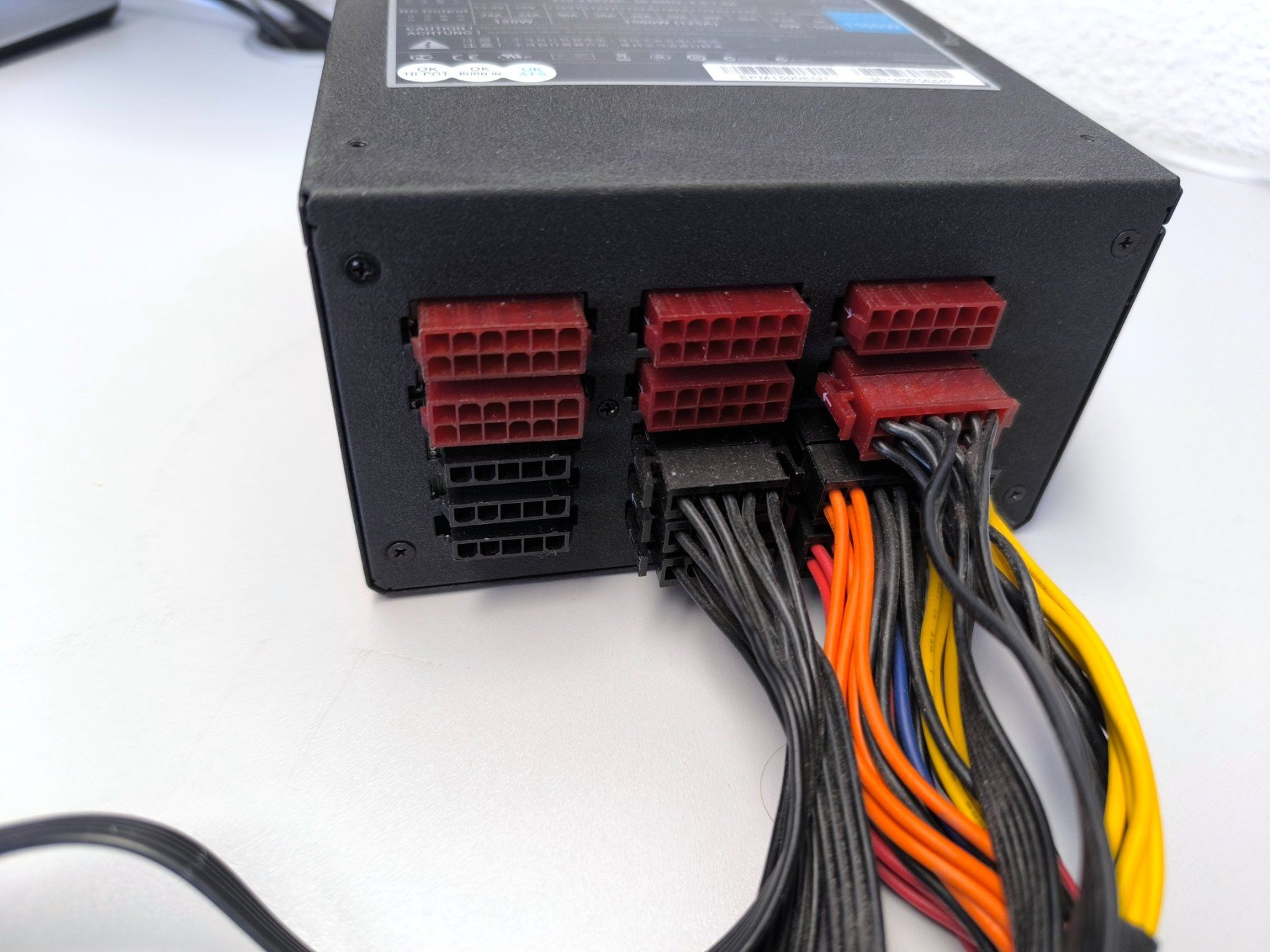 Componenti elettronici: 1500 Watt Computer Netzteil – Usato da Wald ZH venduto da 89kingle 2