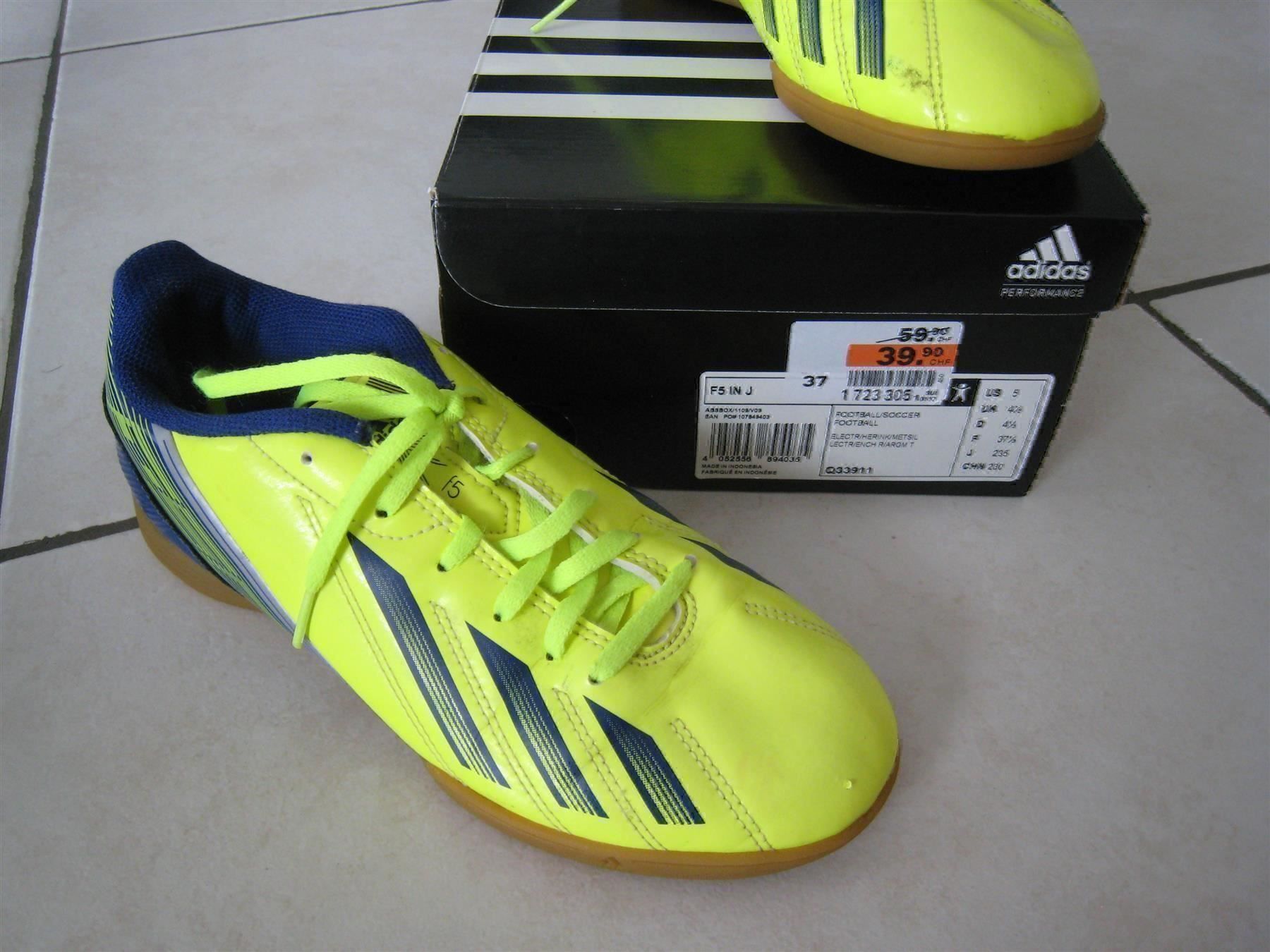 Adidas Scarpe per ragazzi: ***** Baskets Adidas T. 37 - Gelb – Usato da Villaz-St-Pierre venduto da Ubid