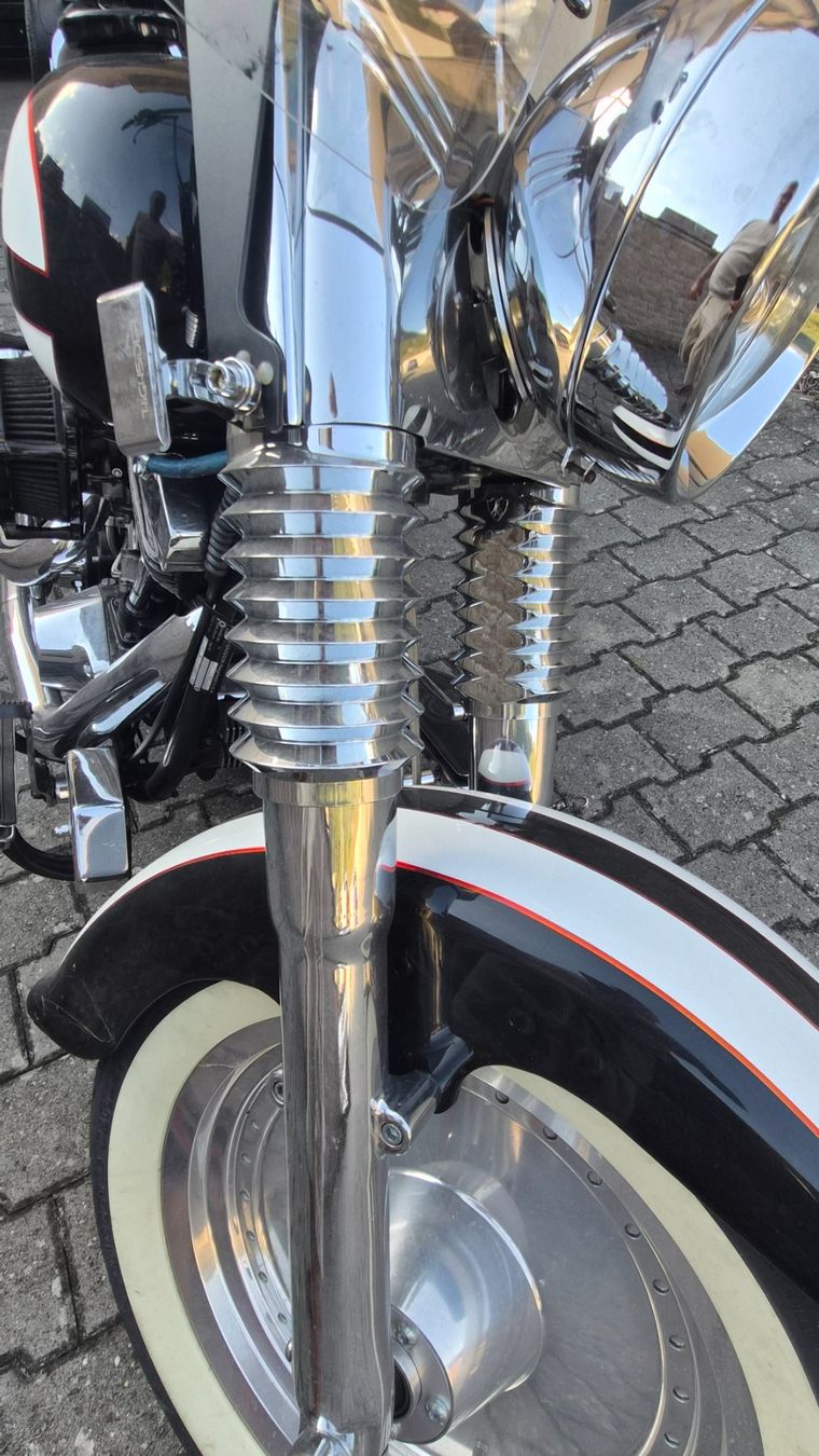 Harley-Davidson Chopper: HARLEY-DAVIDSON Fat Boy Heritage Nostalgia – Usato da bovernier venduto da audiman1 6