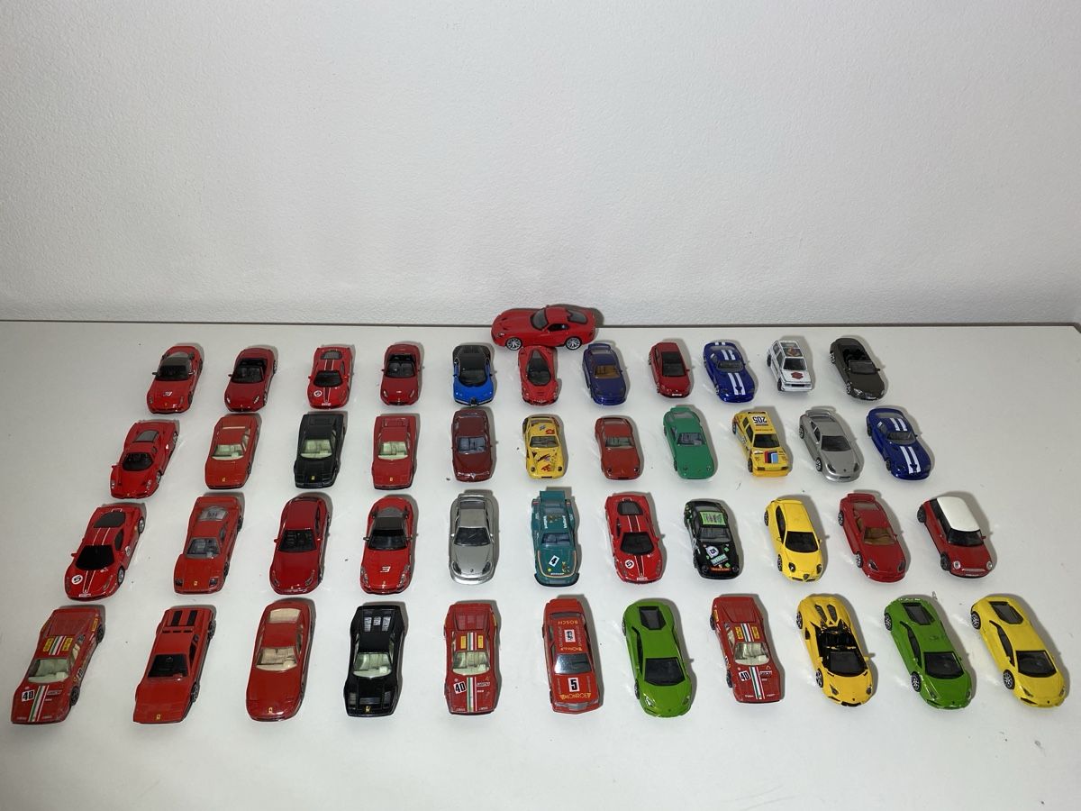 Bburago Modellini d'auto: Bburago Autos – Usato da Winterthur venduto da ben_9vxx