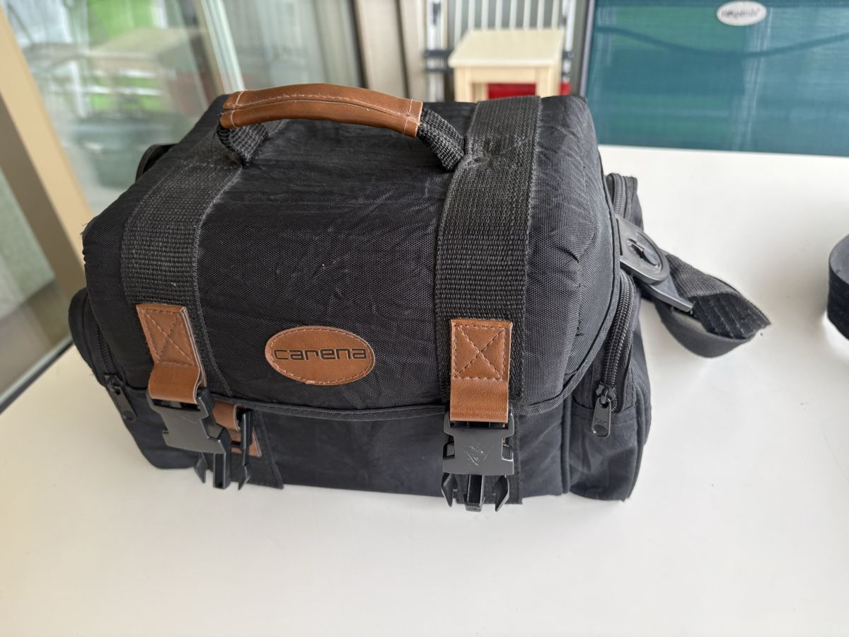 Fotocamera: Fotoapparat mit Etuitasche – Usato da Hinterkappelen venduto da jak_t2gk 2