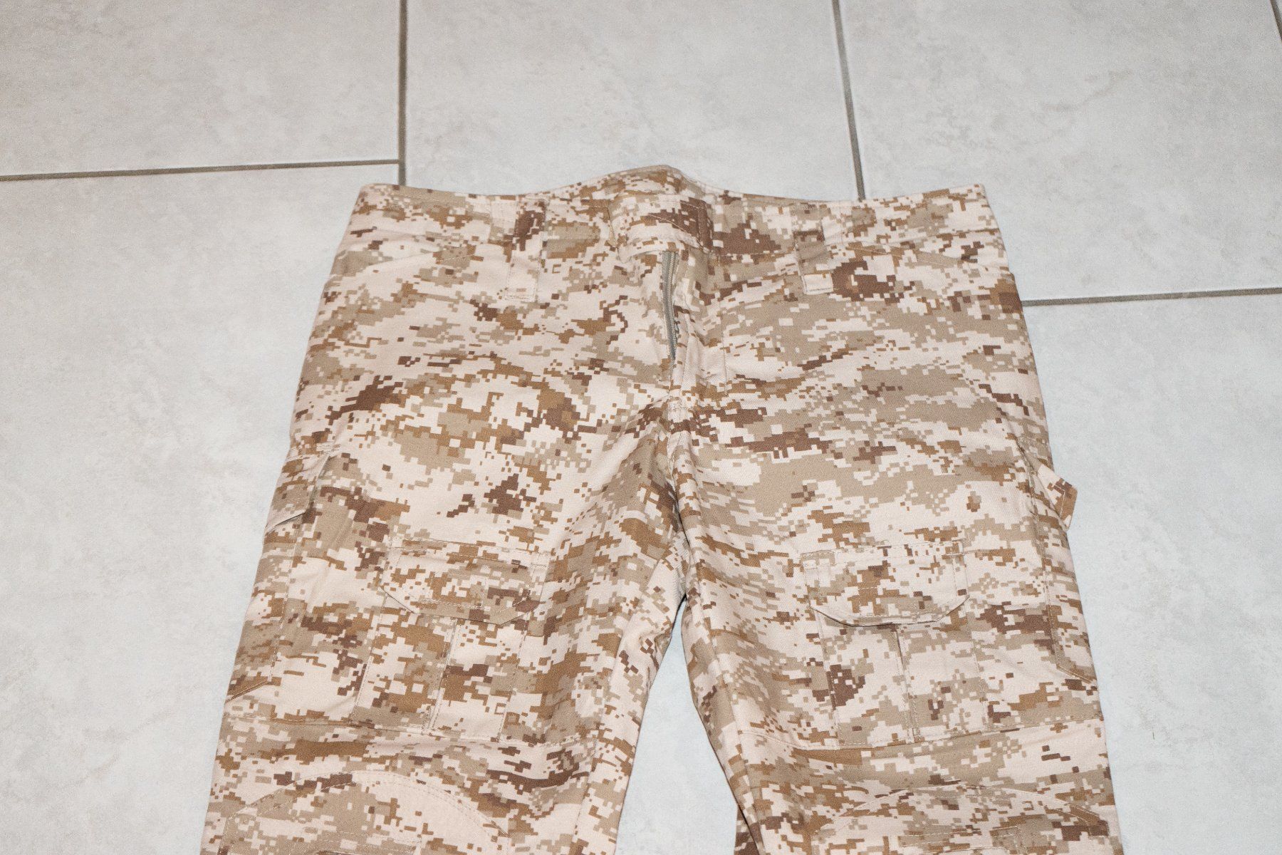 Pantaloni: Militärhose (neu) – Nuovo (secondo la descrizione) da Arni AG venduto da yannick_207 1