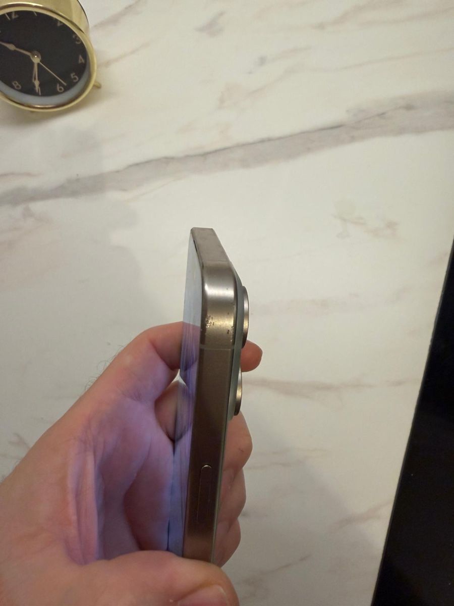 Apple Portables: Iphone 15 Pro – D'occasion à Uetendorf par Sim83 7
