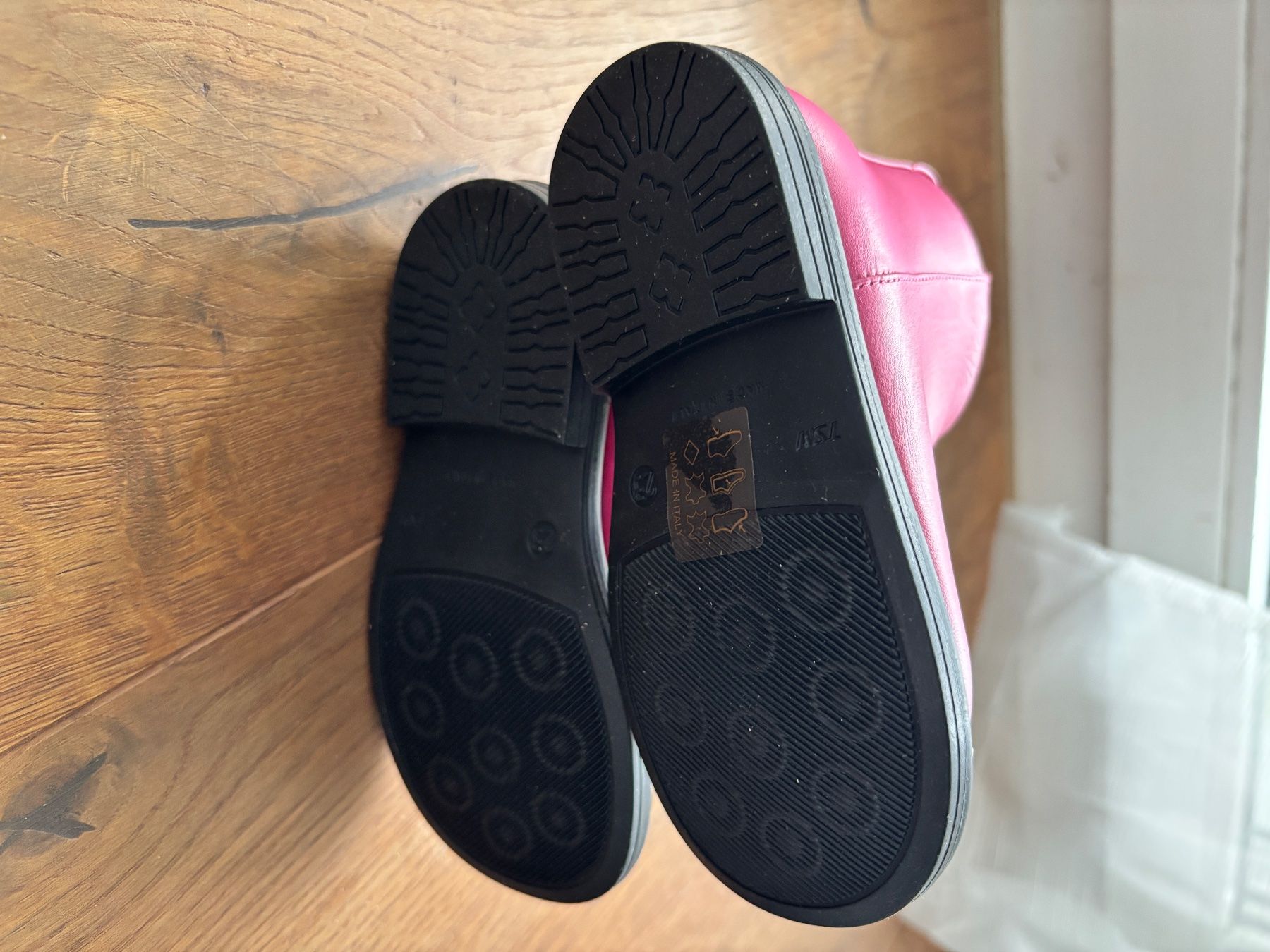Versace Scarpe per ragazze: Brand new Versace leather boots size 23 – Nuovo e nell'imballaggio originale da Cham venduto da ppl_8lbl 7