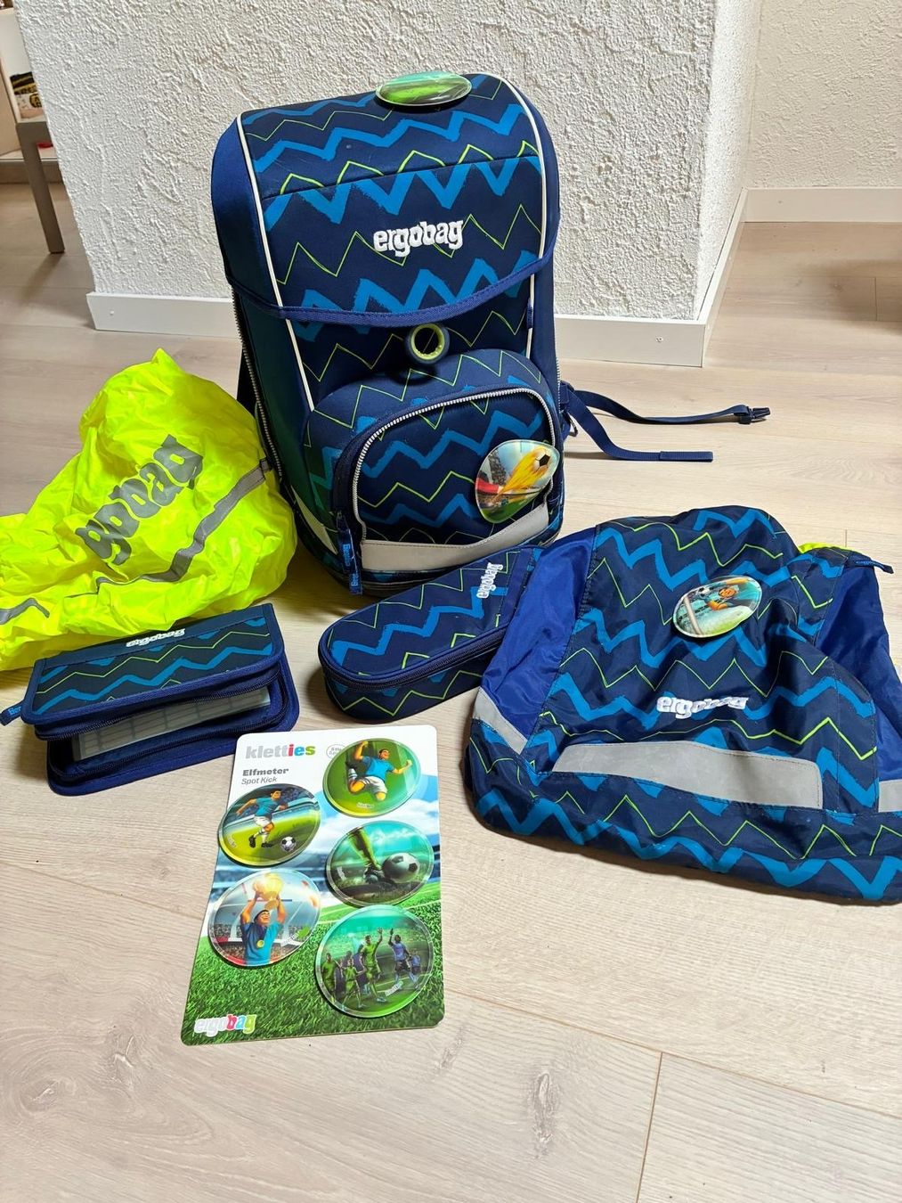 Ergobag Sacs & sacs à dos: Schul-Thek – D'occasion à Wolfhausen par urs_9wy5 1