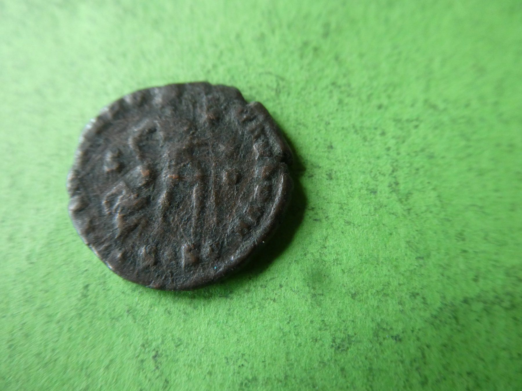 Tutti le monete: uralte   Bronzemünze ,  16 mm  2.33 g – Usato da Hinterforst venduto da Rohusri 2
