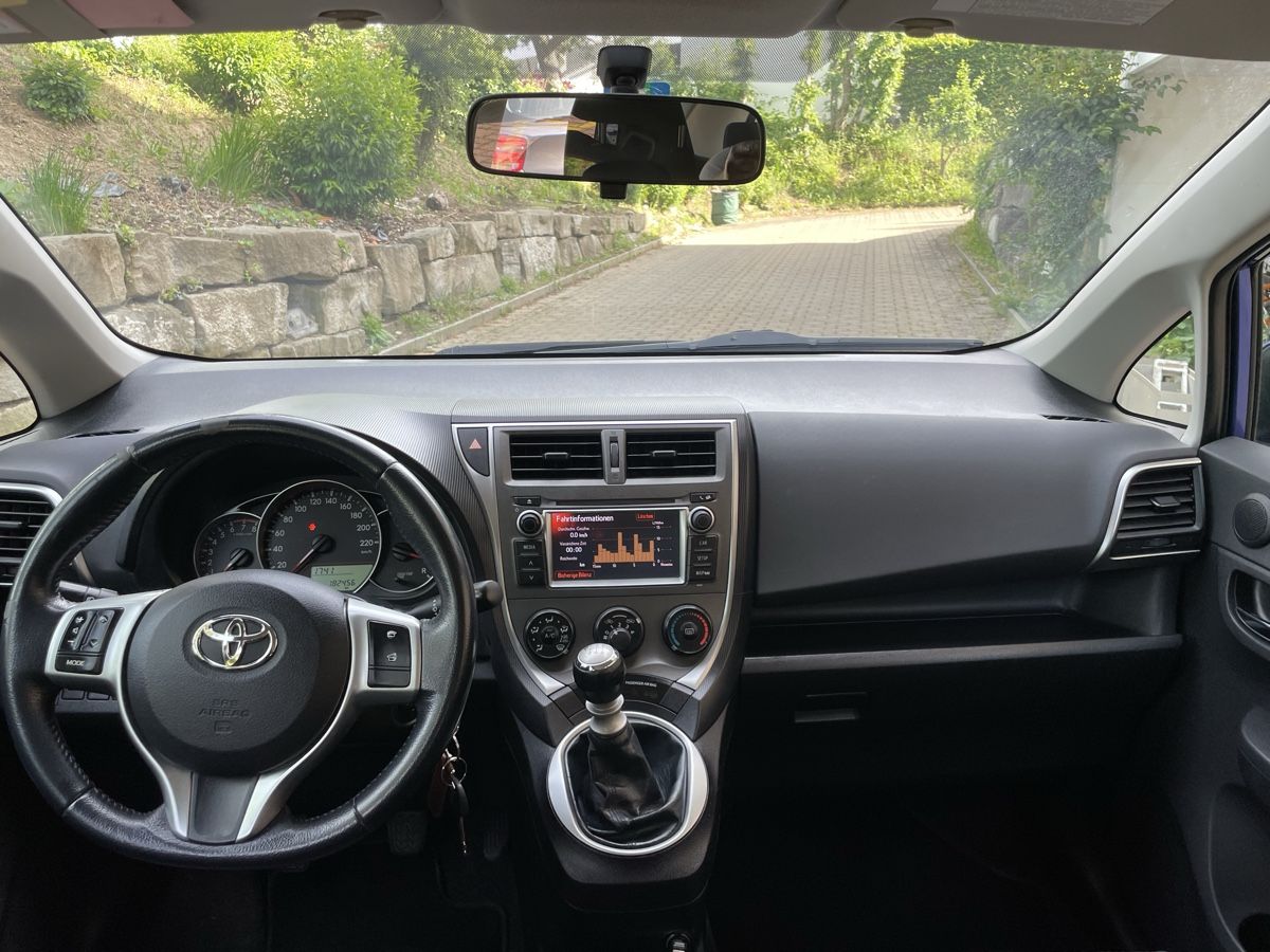 Automobili: Toyota Verso S 1.33 – Usato da Corpataux venduto da a_t_dq7j 5