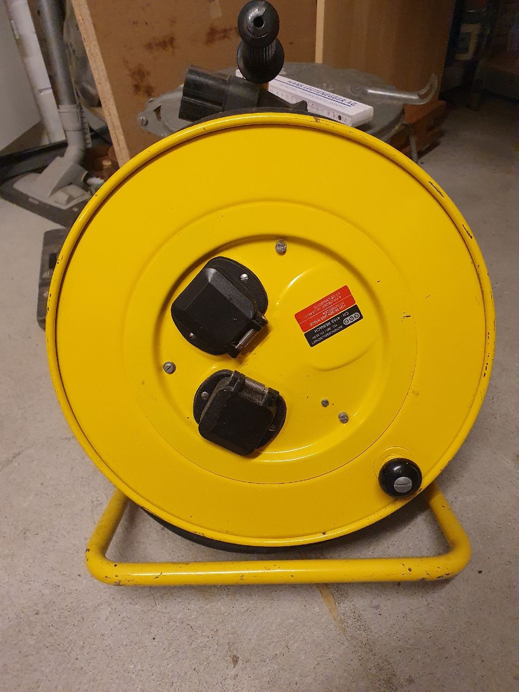 Kabel: Kabelrolle 380V / 400V – Gebraucht aus Burgdorf von LIO.Burg.34 6