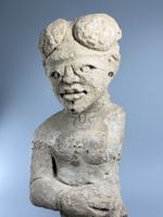 Terrakotta Skulptur Buebste Gottheit Fragment