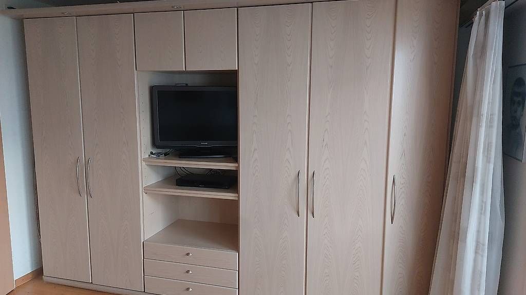 Armadi: Schrank Hochwertig aus Holz – Usato da Baar venduto da max_vj55 1