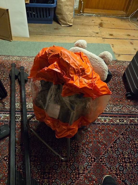 Vaude Bauch- & Rückentragen: Kinderkraxe - Vaude Jolly Comfort - Rückentrage für Kinder – Gebraucht aus Männedorf von PunktumSaliens 1