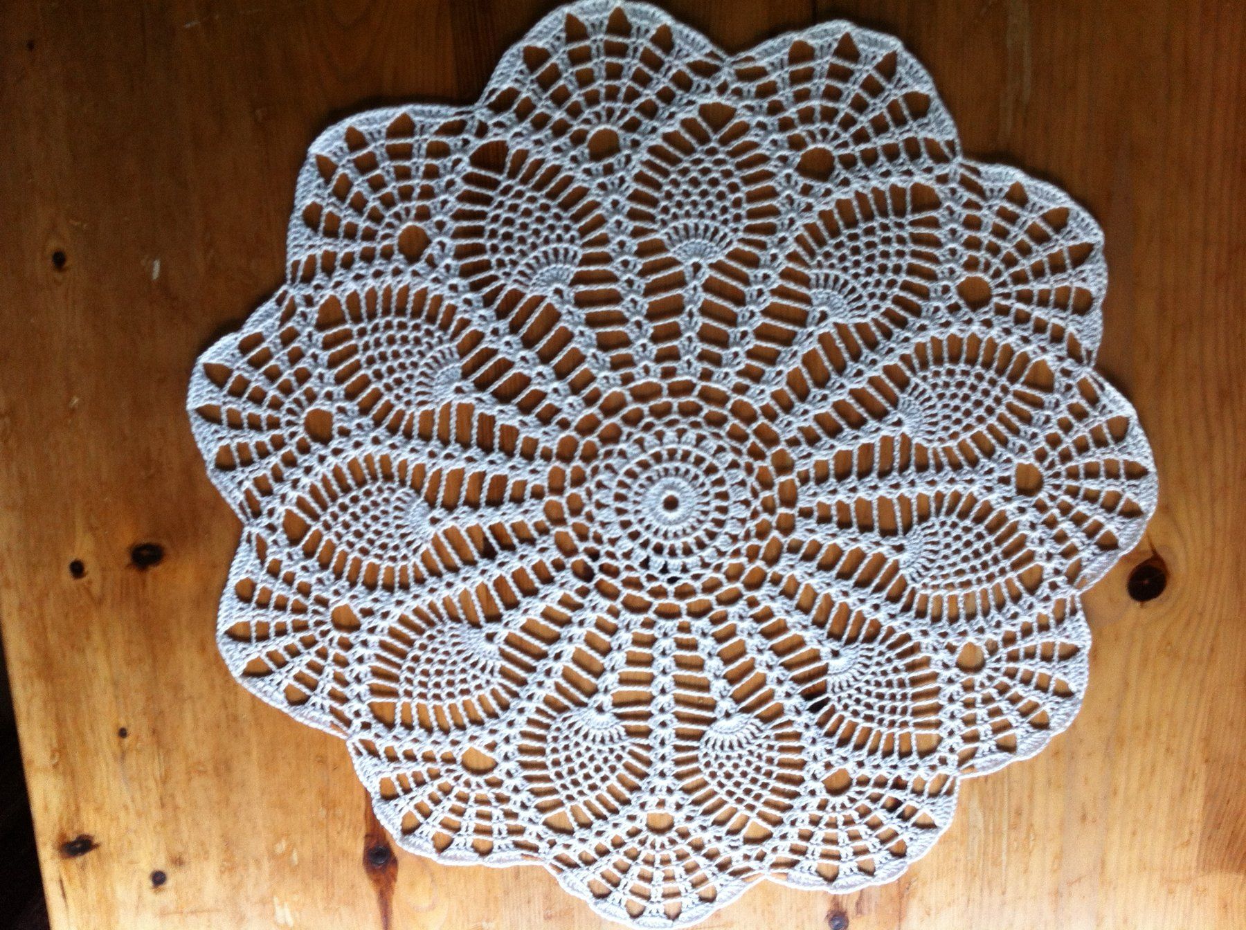 Tutte le decorazioni: Häkeldeckeli 40cm weiss – Nuovo (secondo la descrizione) da Brunnen venduto da Artemis53