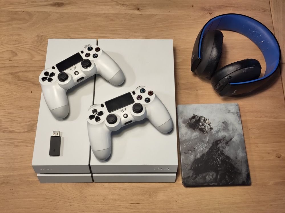 Playstation 4 - weiss | Kaufen auf Ricardo
