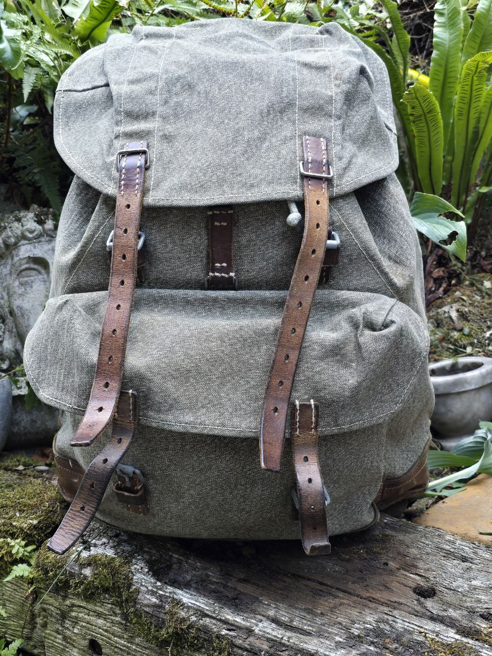 Schweizer Armee Rucksäcke: Alter Militärrucksack – Gebraucht aus Walkringen von Vanuca 2