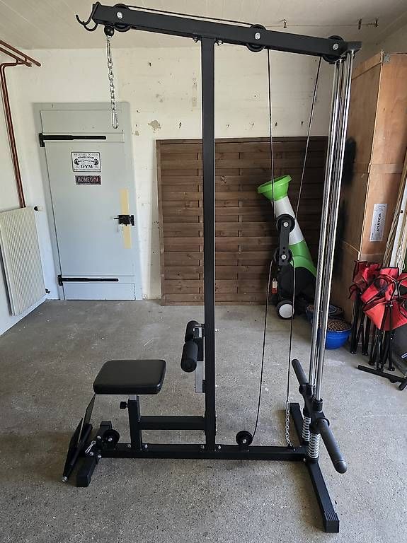 Hometrainer: Latzug plus 2 griffe & 50 mm adapter – Gebraucht aus Schaffhausen von moruk1980 2