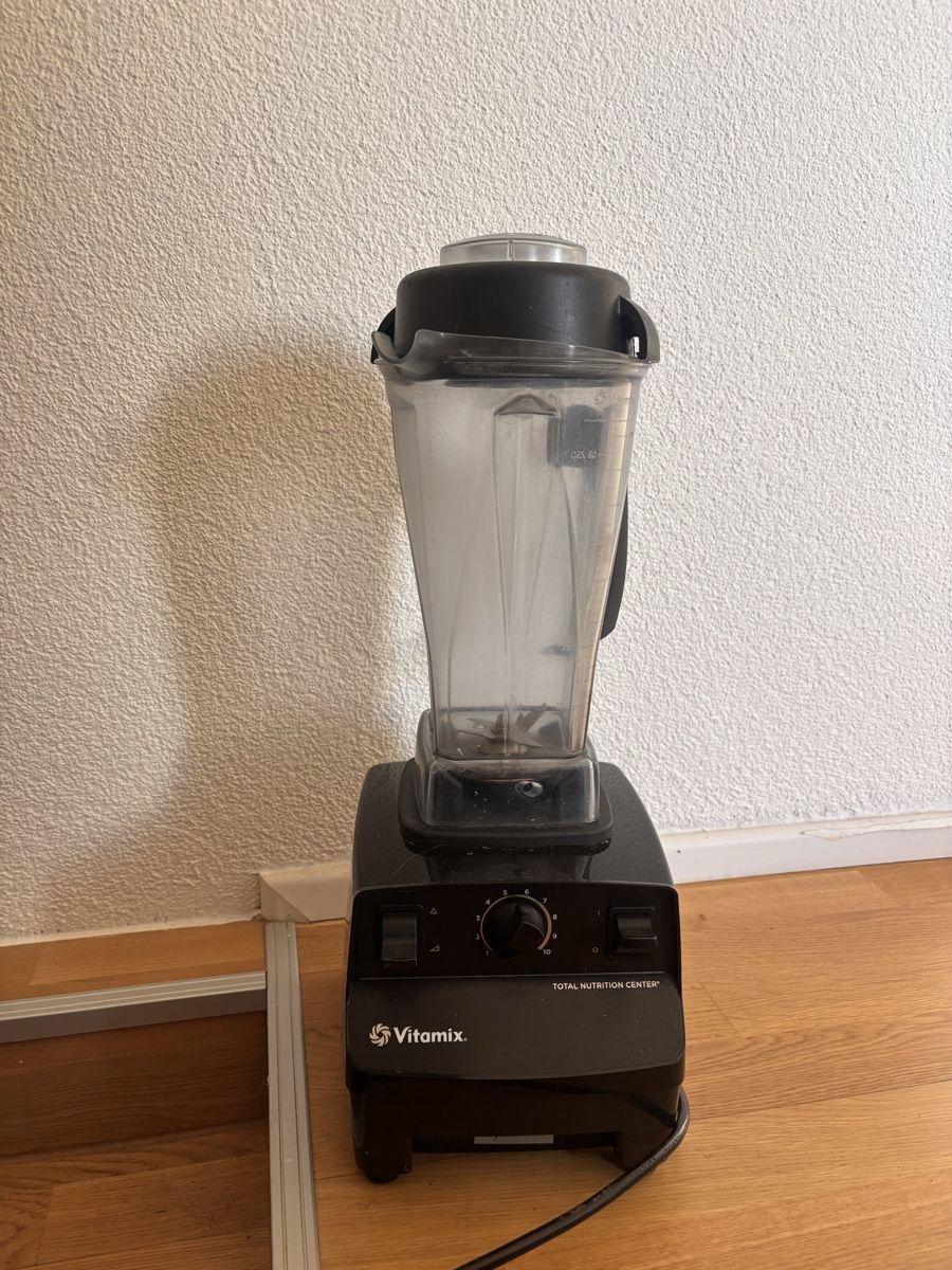 Thermomix Küchengeräte: Thermomix Mixer in gutem Zustand – Gebraucht aus St. Gallen von nin_sr87