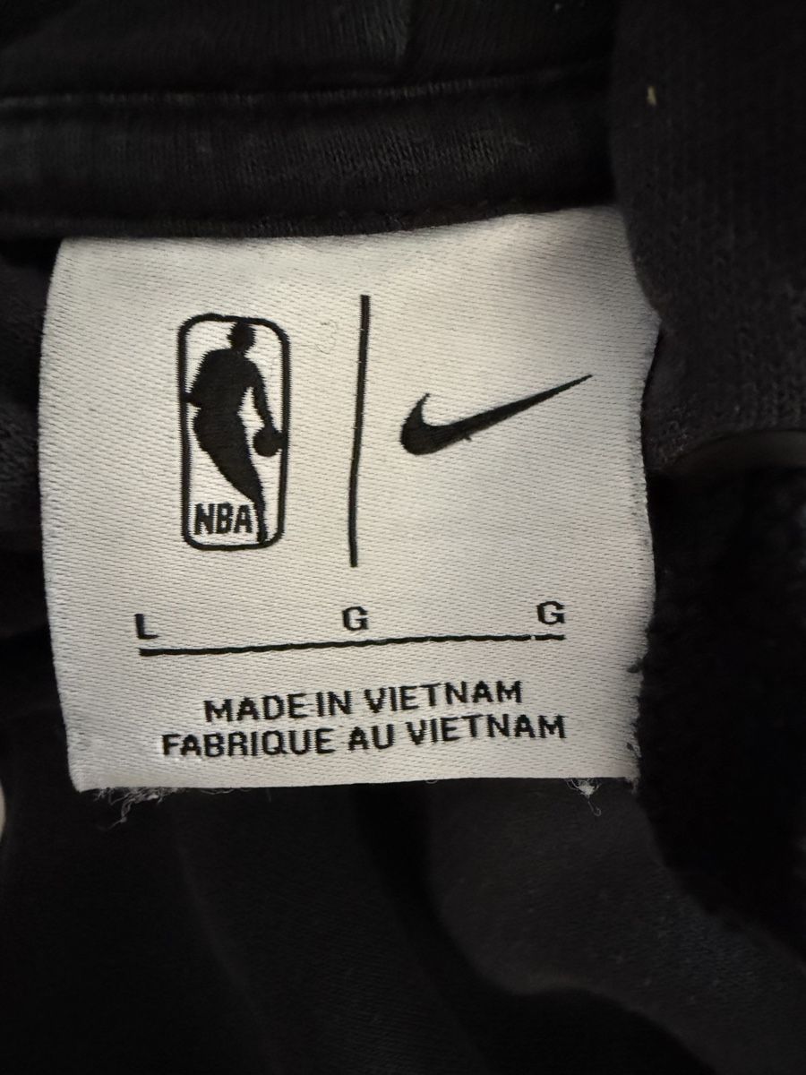 Nike Maglioni & Felpe: Kapuzenpullover Hoodie NBA Nike L – Usato da Mur (Vully) FR venduto da seaila 1