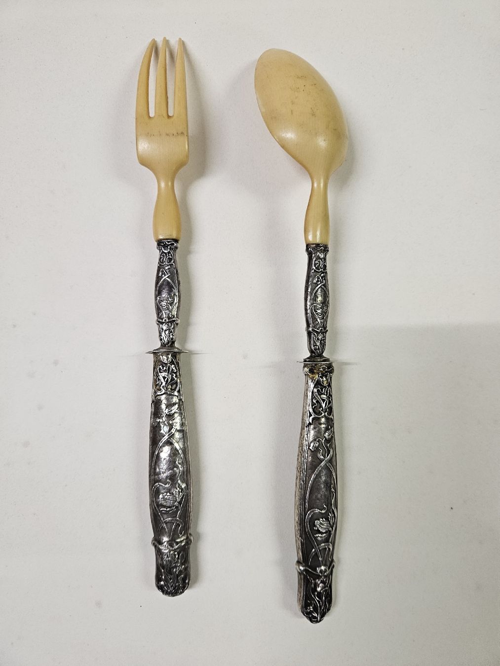 Set di posate: silberbesteck antik – Difettoso da Schwellbrunn venduto da Rosaroterpanter