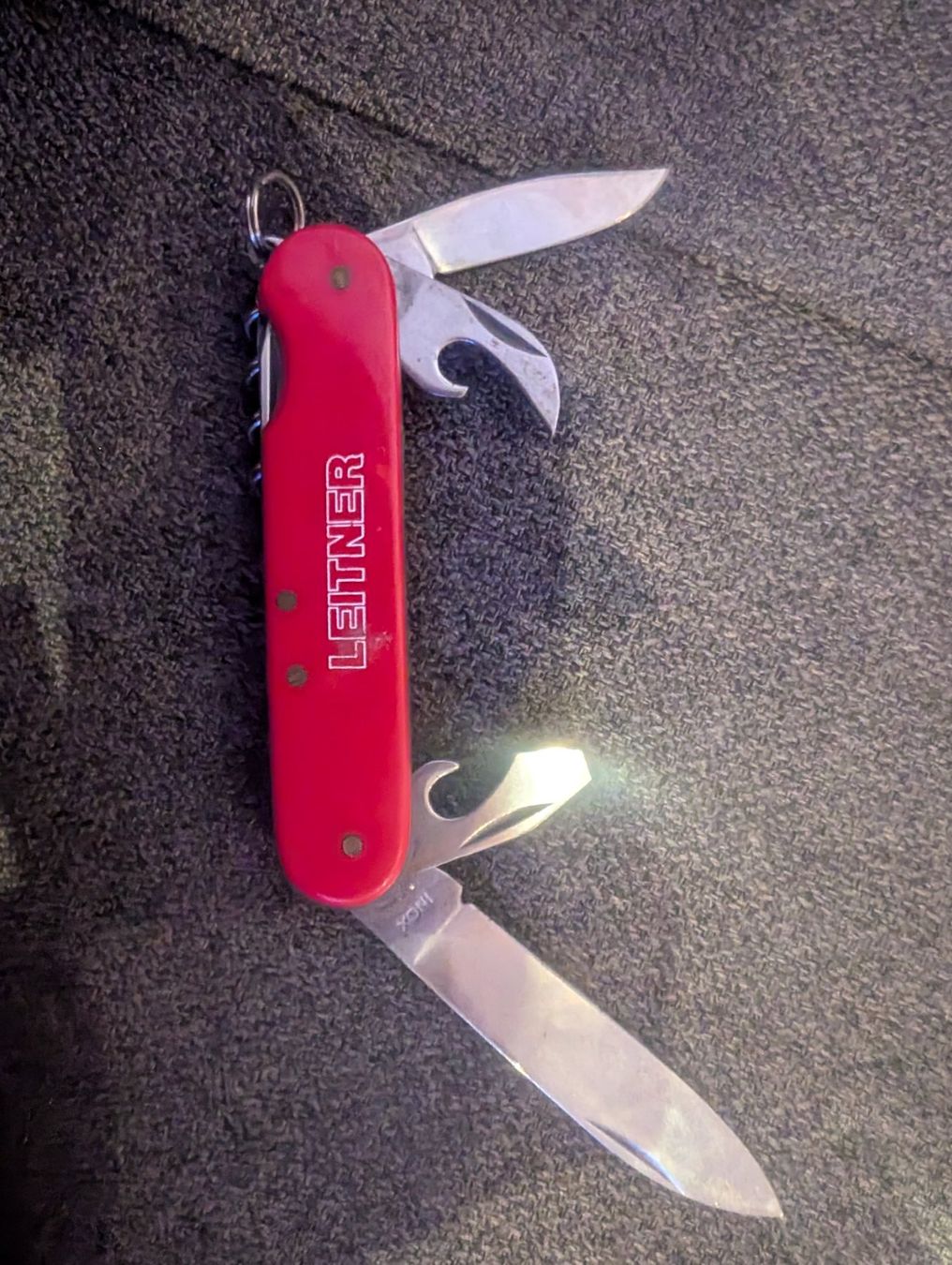 Victorinox Coltelli tascabile: Taschenmesser, Sackmesser rot – Usato da Besenbüren venduto da ram_z8pp