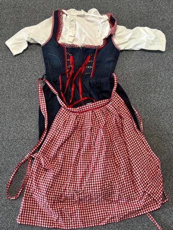 Dirndl Gr. XS blau/rot kariert mit Bluse zu verkaufen