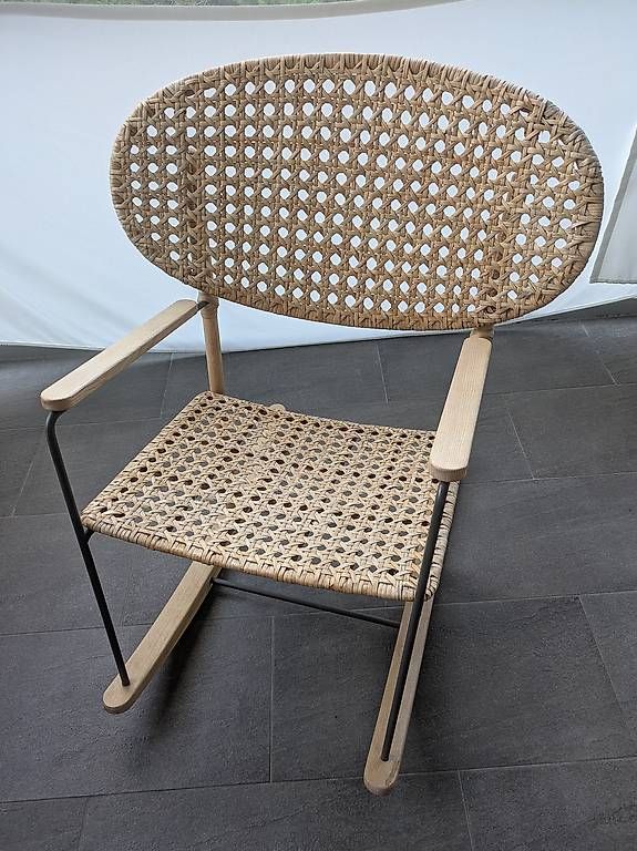 Ikea Sessel: Fauteuil à bascule en rotin IKEA – Gebraucht aus Lausanne von boncadeau