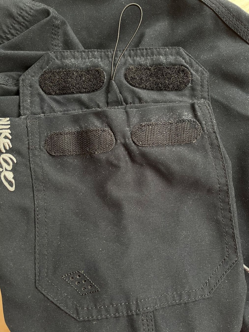 Nike Pantaloni: NIKE 6.0 M/NP65CHF Shorts Dunkelblau – Nuovo (secondo la descrizione) da Kölliken venduto da Prscoo 7