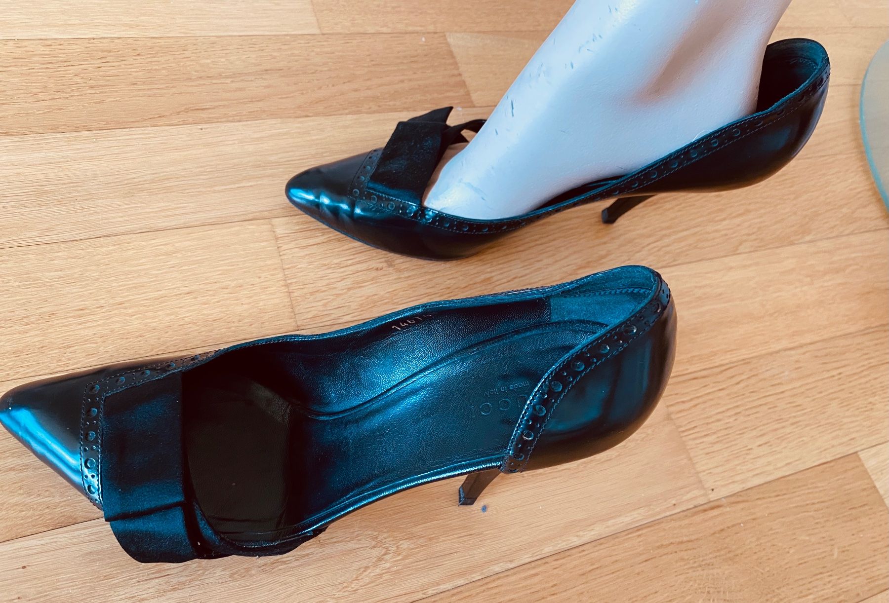 Gucci Scarpe da donna: LIKE NEW GUCCI SHOES – Usato da Walchwil venduto da Finibaci 1