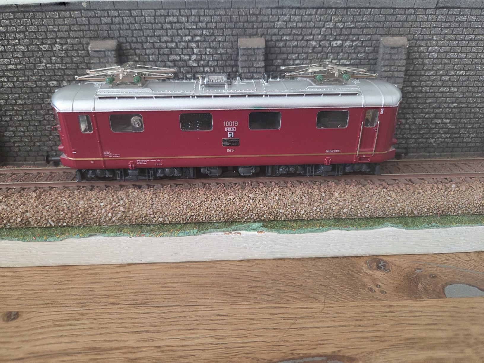 Hag Modellini di ferrovie: HAG Re 4/4 I rot N.E.B. – Usato da Berikon venduto da Jocyalga 4