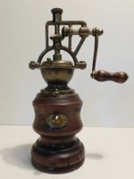 Pfeffermühle Italienische Holz Pfeffermühle   21 hoch  7 Fus