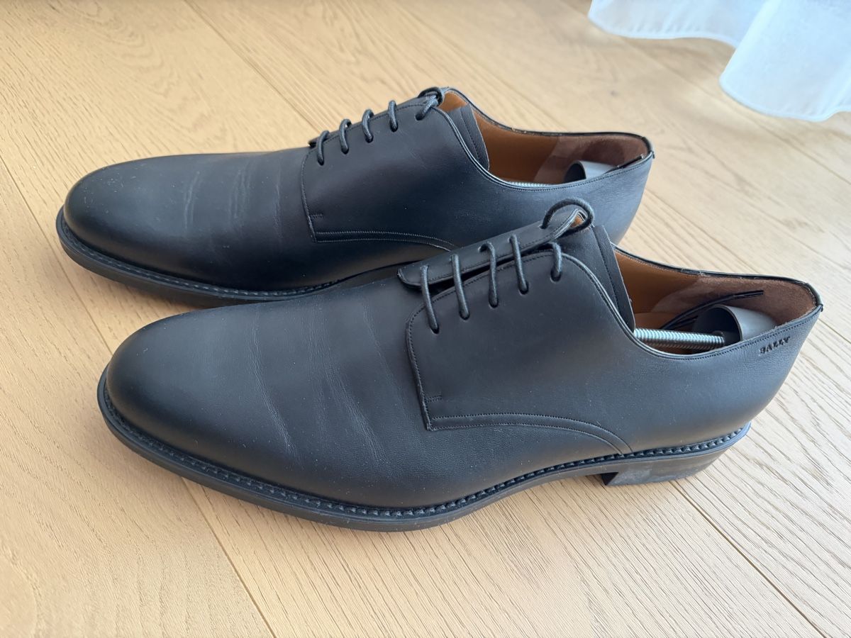 Bally Scarpe da uomo: Bally Derby in Grösse 42.5 – Nuovo (secondo la descrizione) da Nänikon venduto da Daniel_Ousn