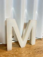 Buchstabe M Weiss 3D Deko 17cm Höhe