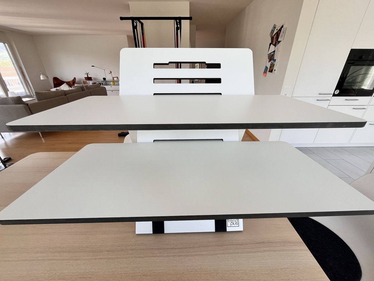 Scrivanie: Portables Laptop Stehpult – Usato da Olten venduto da Musicmass0