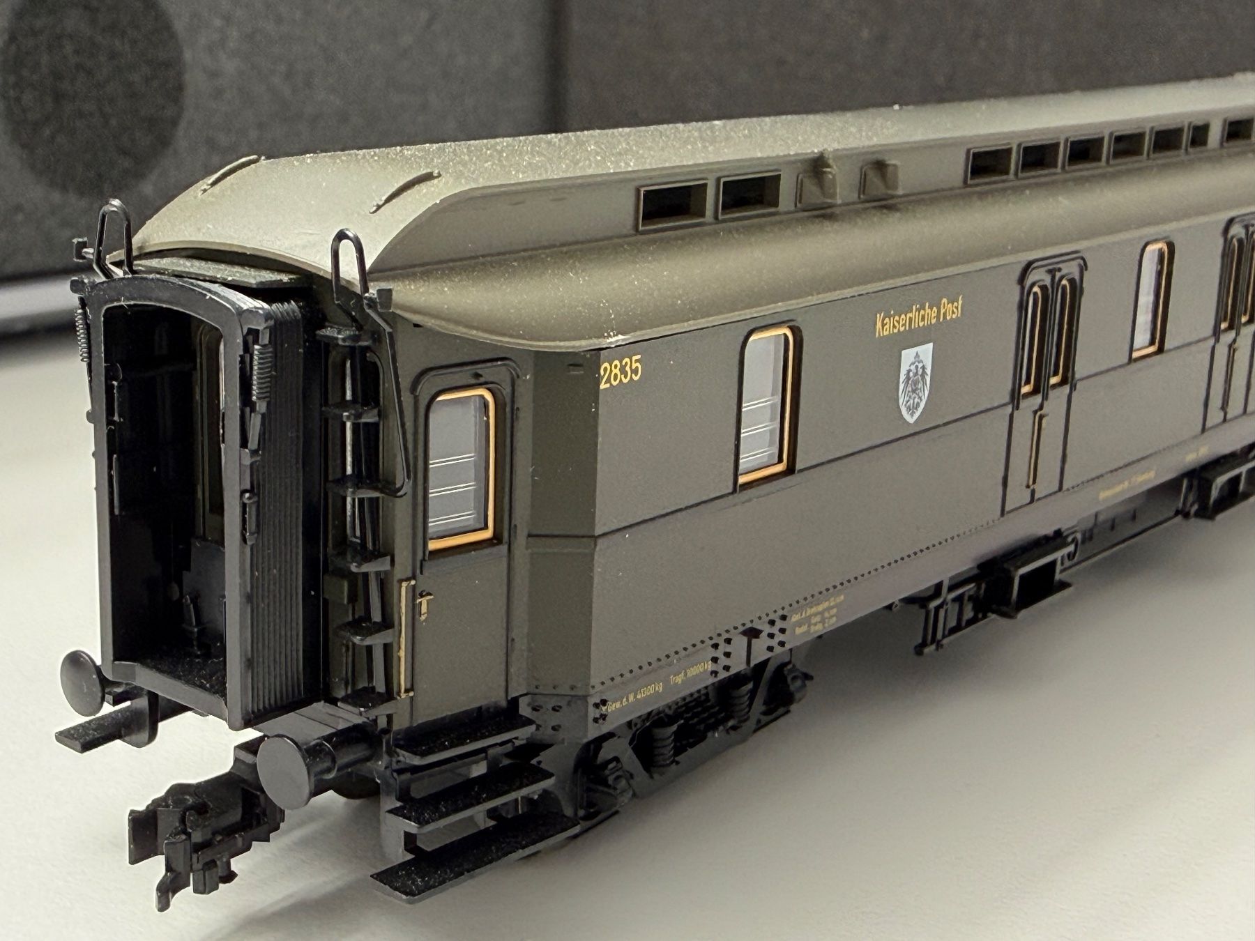 Fleischmann Modelleisenbahnen: FLM 5884 K.P.E.V. Bahnpostwagen Kaiserliche Post / DC HO – Gebraucht aus Jonschwil von sutfra12