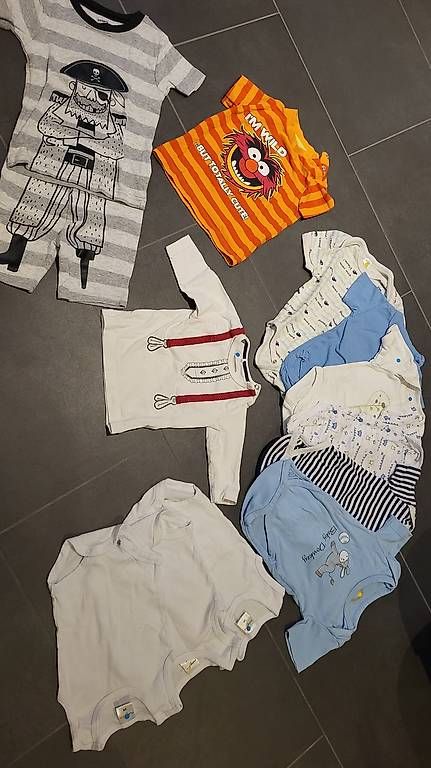 Lotti & Set di vestiti: Kleiderpaket Grösse  50/56 – Usato da Langendorf venduto da RE17