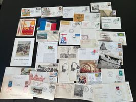 () Super lot de 150+ souvenirs philatéliques