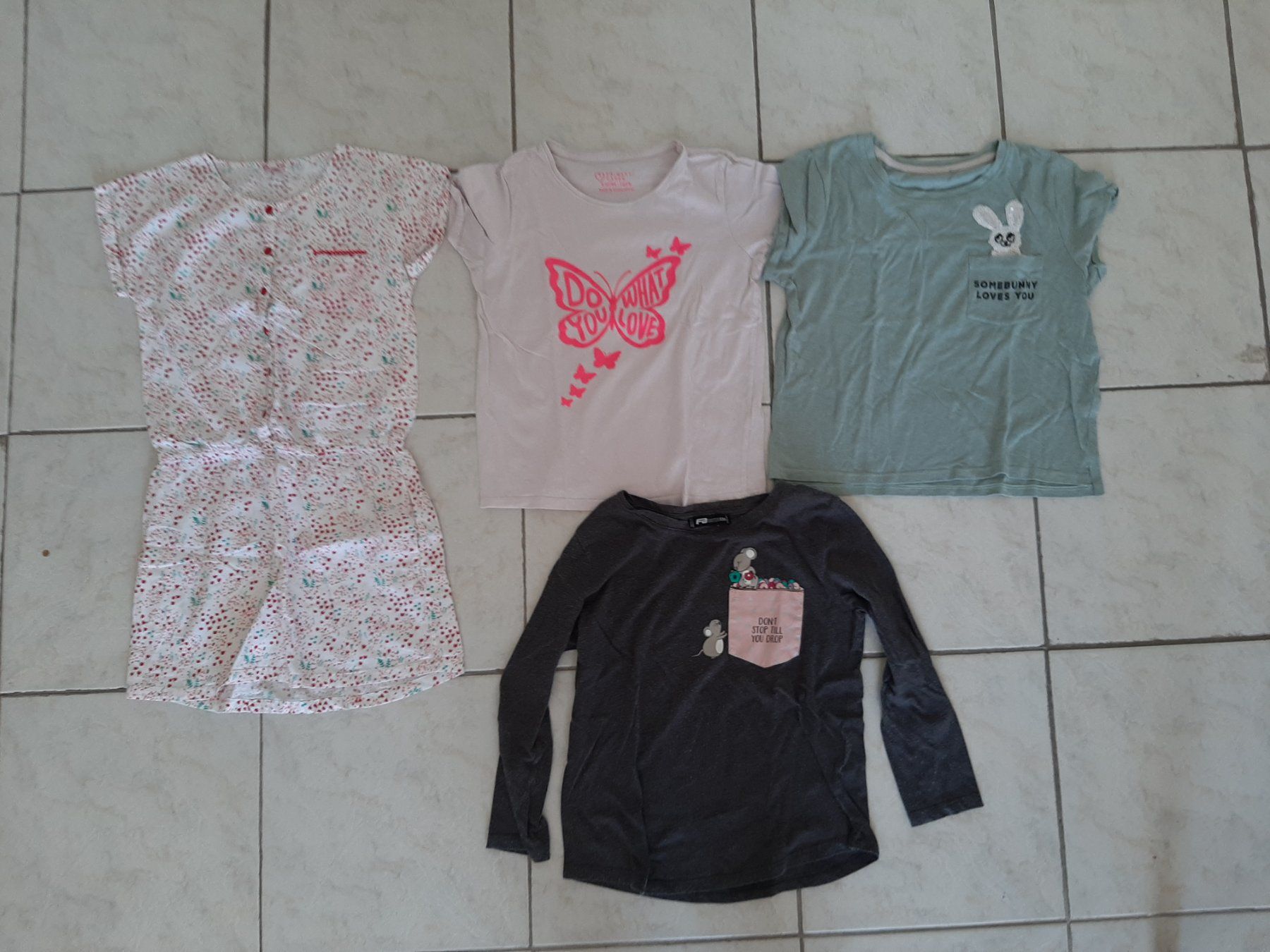 Lotti & Set di vestiti: Kleiderpaket gr 140 – Usato da Brissago venduto da lucabell 4
