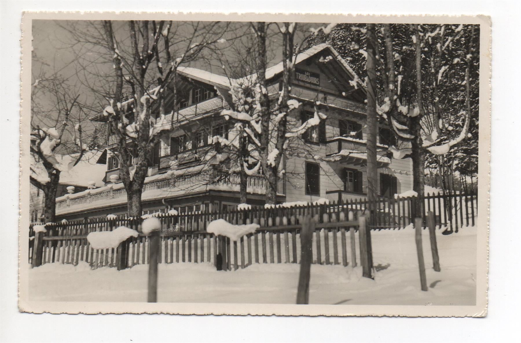 Cartoline postali: ARVEYES-VILLARS Les Troubadours – Usato da Jona venduto da philajona