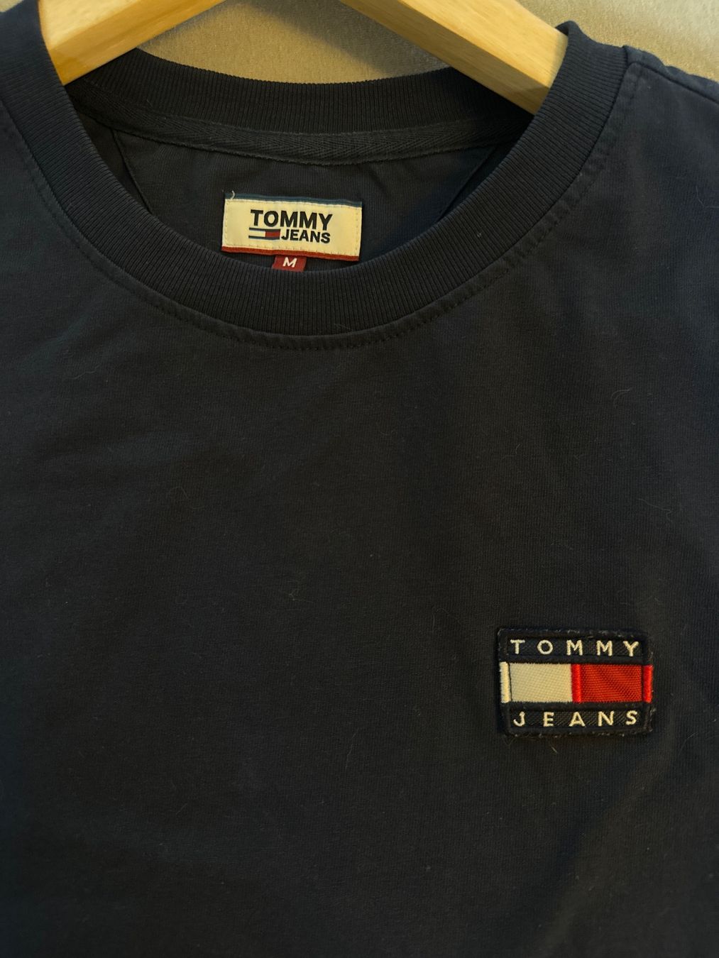 Tommy Hilfiger T-shirt: Tommy Jeans T-Shirt M blau – Usato da Biel-Benken BL venduto da doefi26 2