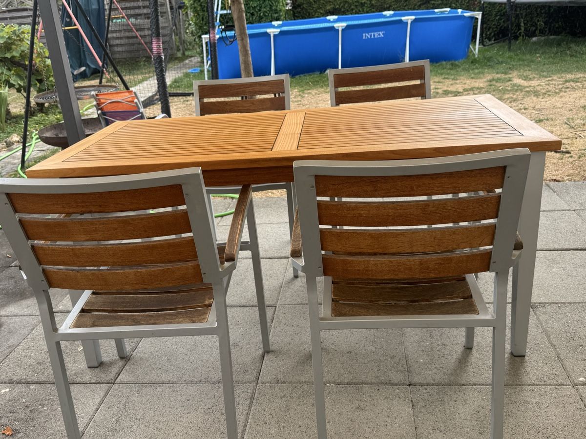 Set di tavolo e panche: Gartentisch mit 4 Stühlen  – Usato da Erlinsbach venduto da 11y_g5fb 2