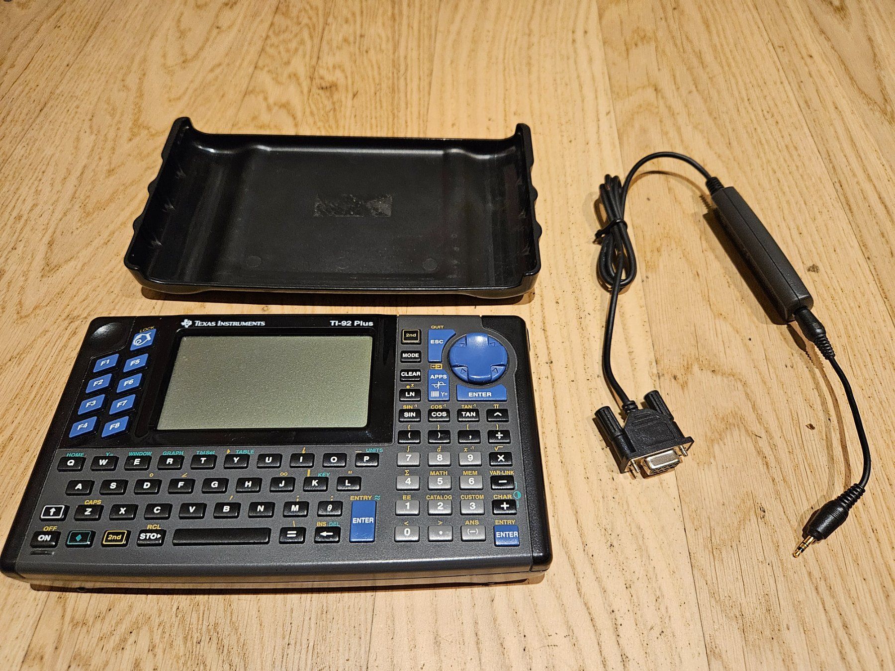 Texas Instruments Calculatrices: Texas Instruments 92 plus Rechner – D'occasion à Zürich par don_johnson31