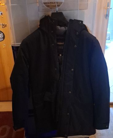 Warme Winterjacke von PRODUKT, Grösse S, neuwertig!