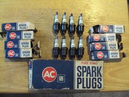 NOS AC 45S Spark Plugs 69 70 71 72 Corvette Camaro Chevelle