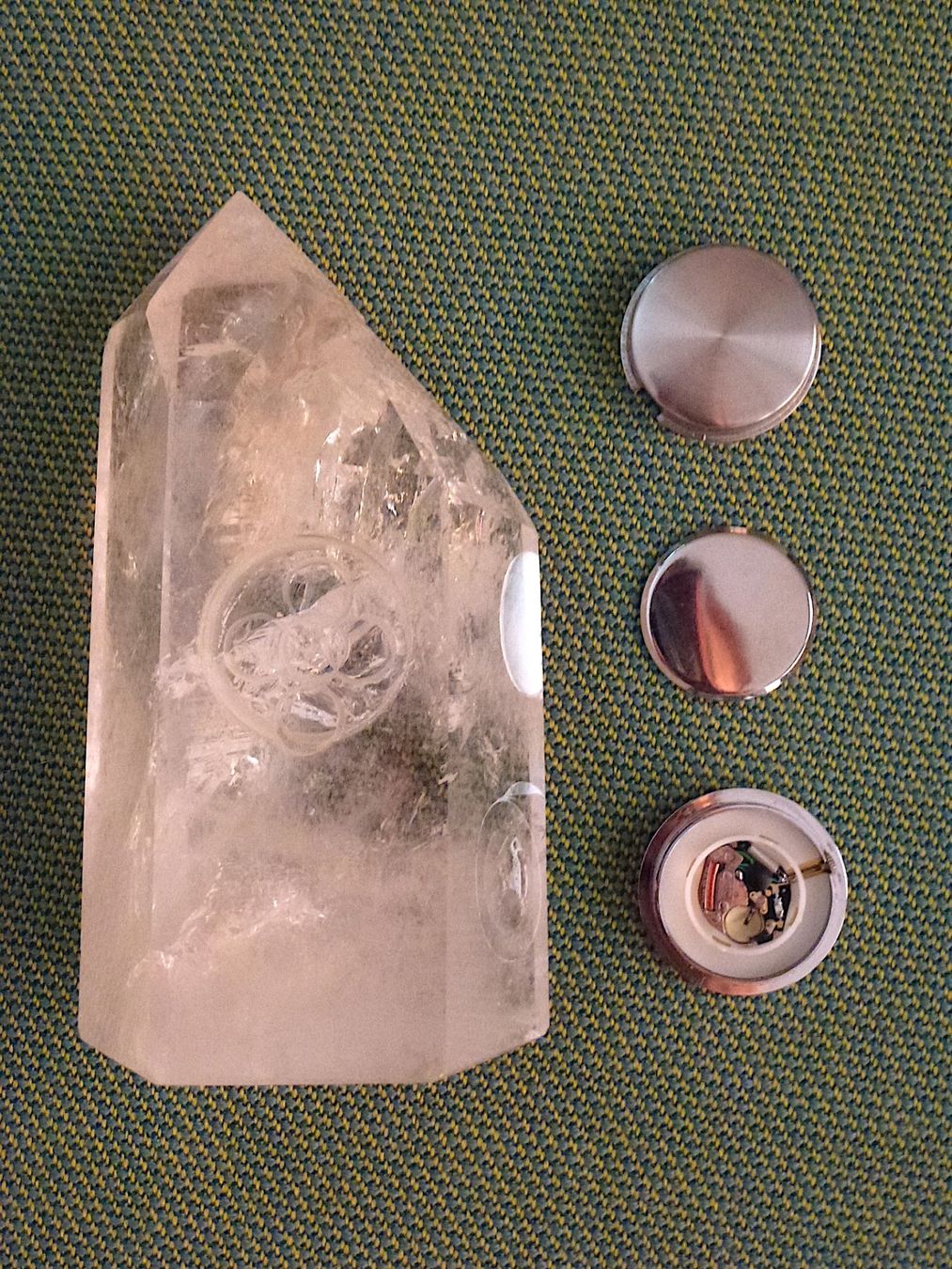 Minerali & Pietre curative: Bergkristall Quarz mit Quartzuhr – Usato da Zürich venduto da Kalla36 7